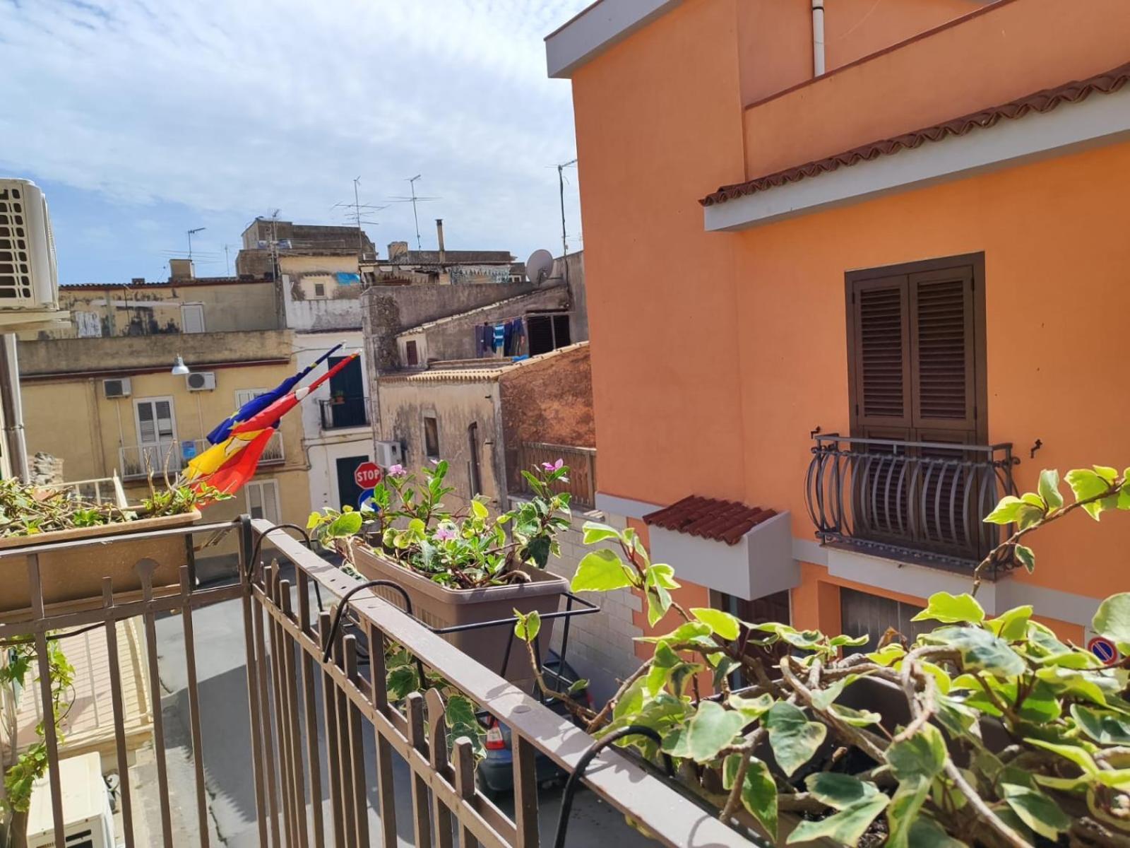 Bed And Breakfast Alberini Noto Exterior foto