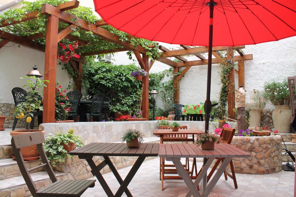 Bed And Breakfast Alberini Noto Exterior foto