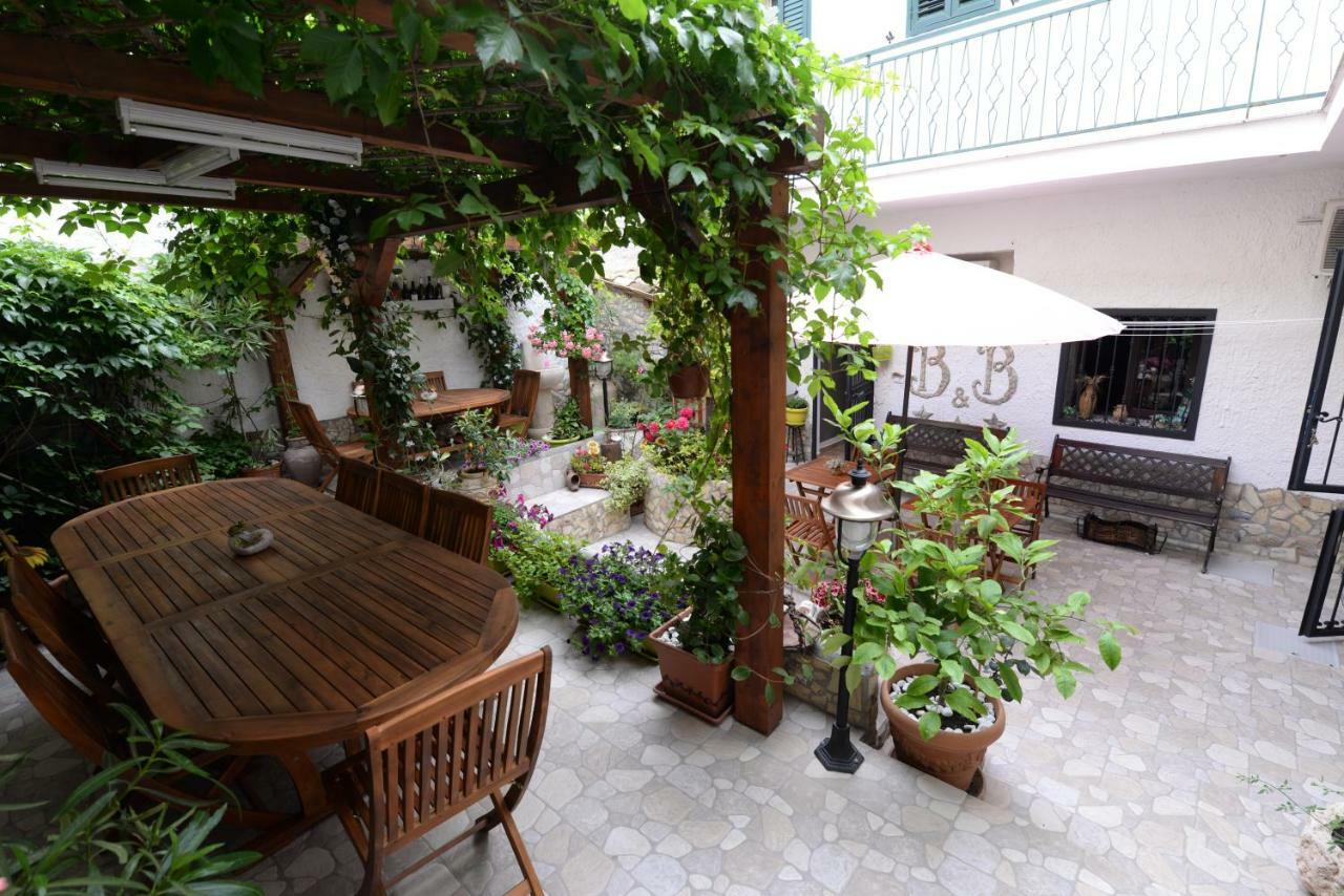 Bed And Breakfast Alberini Noto Exterior foto
